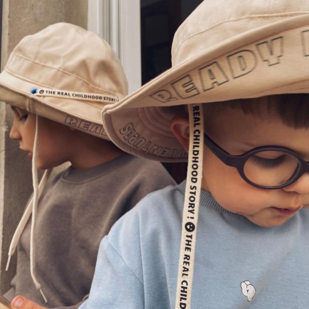 Safari hat