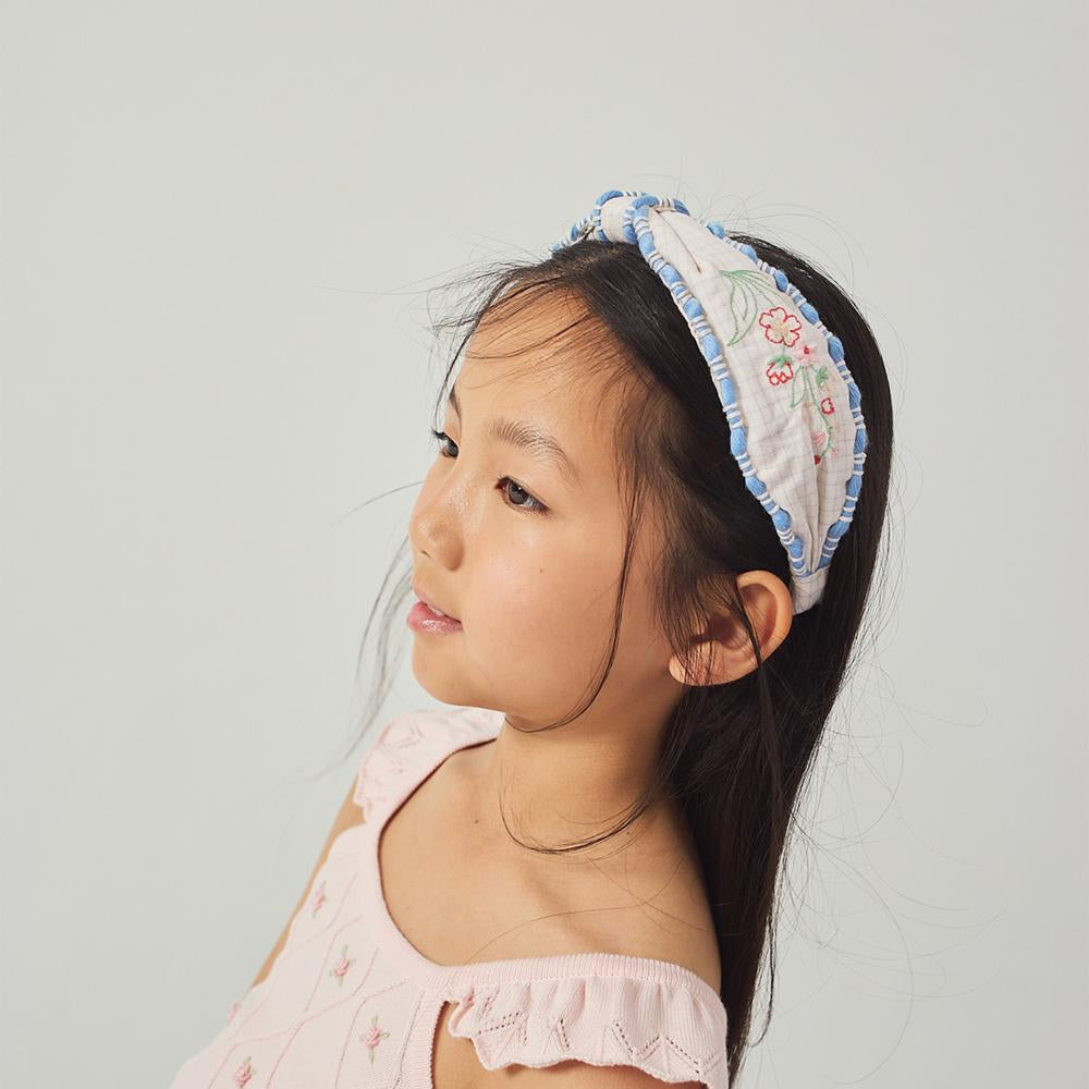 Headband With Embroidery